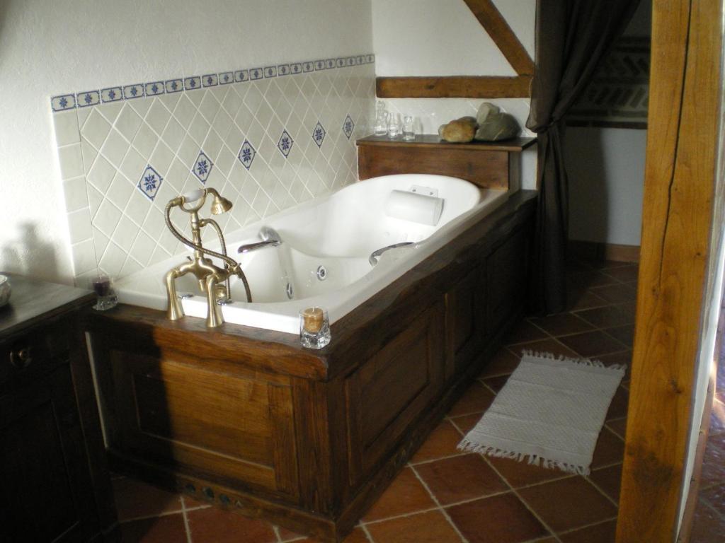 Le Poulailler Villa Lavit Стая снимка